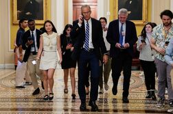 米上院、ＩＣＥ・国境警備隊への新規予算700億ドルを可決