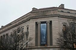 米司法省、ワシントン州にも「非市民」票除外要求　中間選挙控え圧力