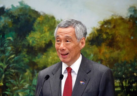 　１０月１６日、シンガポールのリー・シェンロン首相はフォーブス誌主催の会合で講演し、今年の同国経済は「幸運なら」小幅なプラス成長になるとの見方を示した。写真はシンガポールで５月１７日撮影（２０１９年　ロイター/Feline Lim）