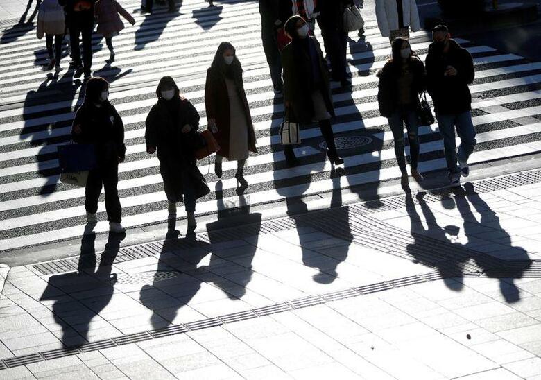NHKなど国内メディアは、この日東京都で新たに2400人超が新型コロナウイルスに感染していることが確認されたと報じた。写真は都内で昨年12月撮影（2021年　ロイター／Issei Kato）