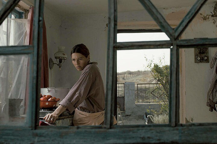 ドンバス地方に暮らす妊娠中の女性の視点から描いた『クロンダイク』の一場面　KEDR FILMｰSLATE