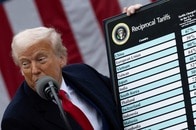 トランプ関税2審も違法判断、「自爆災害」とクルーグマン　関税返還なら財政危機も