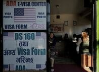 米政権、世界各地でビザ面接を一時停止　移民取り締まり強化で