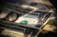 ＮＹ外為市場＝ドル小幅安、159円台後半　利上げ観測巡り米指標に注目