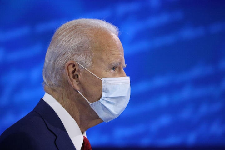 トランプは信用できないけどバイデン（写真）は頼りない?　Tom Brenner-REUTERS