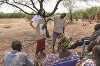 自分にできることは何か...冨永愛は発信力を武器に「途上国の母子」を守る