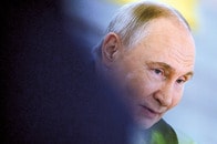プーチンを甘やかすトランプ、「影の船団」制裁のEU...次の局面を読む