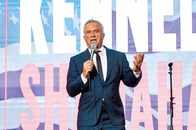 名門ケネディ家で場外乱闘？ ケネディ家の大統領候補にJFKの孫が「ヤバイ動画」で攻撃開始