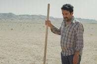 カンヌ映画祭で最高賞を受賞...現代イランが抱える苦悩を見事に描き出す大傑作『シンプル・アクシデント』