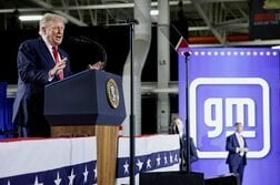 トランプ氏、ＧＭ施設で演説　中間選挙控え民主党非難