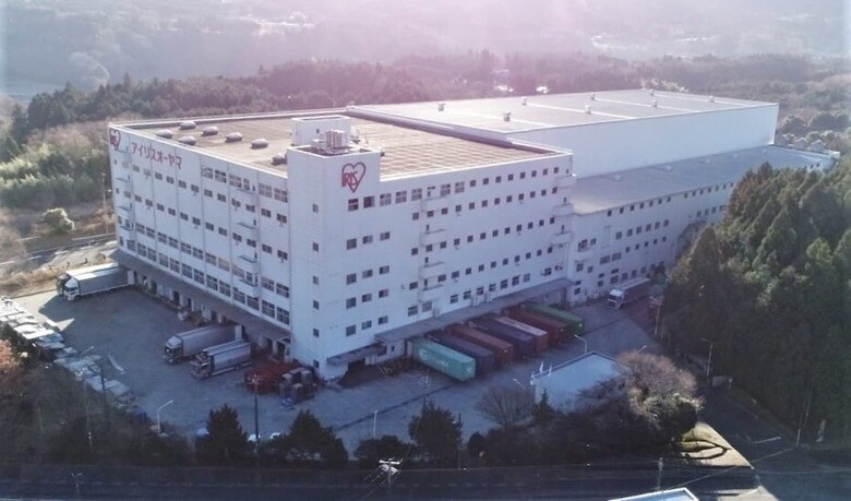 富士小山工場（静岡県）　写真提供：アイリスオーヤマ