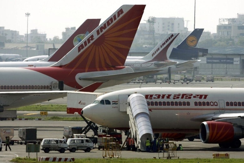 エア・インディアの機体。写真はムンバイの空港にて2009年撮影　Punit Paranjpe-REUTERS