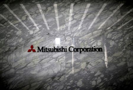 　２月３日、三菱商事は、２０２２年３月期の連結純利益見通し（国際会計基準）を８２００億円へ上方修正した。写真は都内で２０１６年４月撮影（２０２２年　ロイター／Issei Kato）