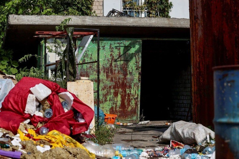 ロシア軍が監禁・拷問の場所に使っていたとされる建物（ハルキウ州、2022年9月）　Viktoriia Yakymenko-Reuters