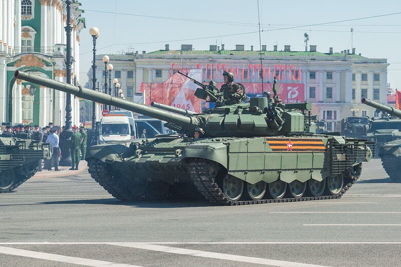 T-72B3（2020年6月、ロシア・サンクトペテルブルク）　Karasev Viktor-Shutterstock