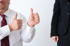 「おっさん」など、中年への揶揄はなぜ許容されるのか