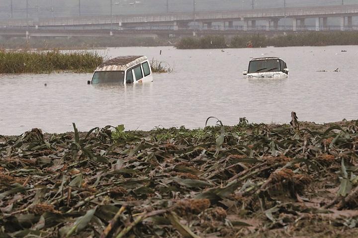 台風19号で千曲川が氾濫した長野市（10月14日）　KIM KYUNG HOONーREUTERS