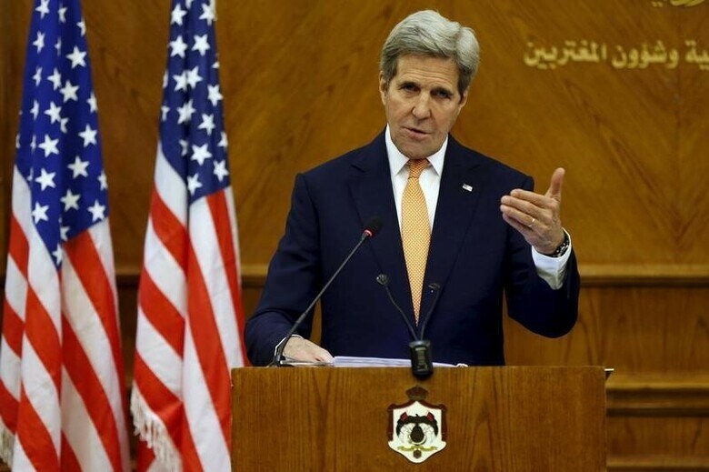 ２月２１日、ケリー米国務長官（写真）はヨルダンの首都アンマンで会見し、シリア内戦の停戦条件についてロシアのラブロフ外相と暫定合意したと明らかにした。（２０１６年　ロイター/Muhammad Hamed）