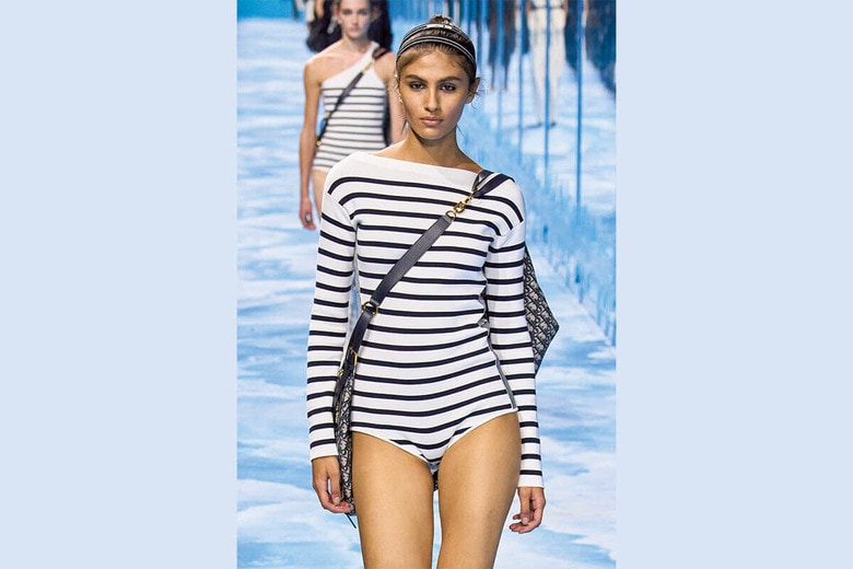 ディオールをはじめ、この夏はボーダーが大流行　LAUNCHMETRICSｰSPOTLIGHT/AFLO