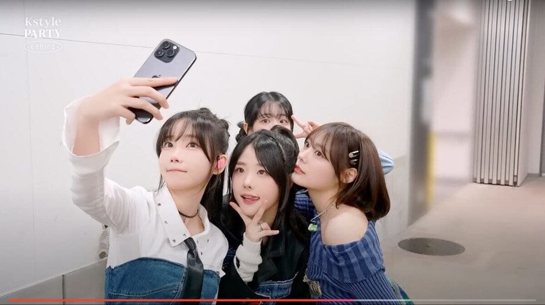 ライブイベントで日本初登場したQWER　QWER / YouTube