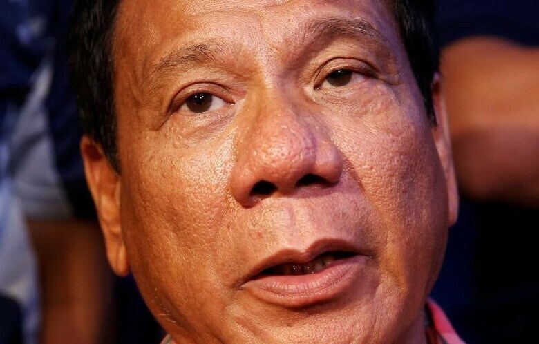 ５月１０日、フィリピン大統領選は、過激発言で知られるロドリゴ・ドゥテルテ氏（写真）の勝利が濃厚な情勢となった。ダバオ市で９日撮影（２０１６年　ロイター／Erik De Castro）