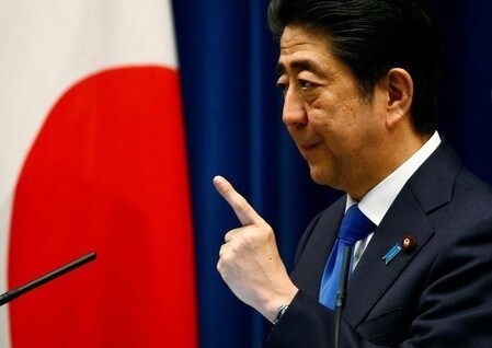 　８月２日、政府は新たな経済対策を閣議決定した。事業規模は２８．１兆円とした。２０１２年の第２次安倍政権発足後で最大の対策規模とし、民需主導の経済成長を目指す。写真は都内で６月撮影（２０１６年　ロイター/Thomas Peter）