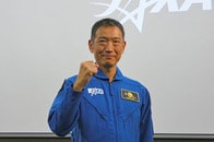 諏訪理宇宙飛行士、50歳の宇宙初飛行へ──27年頃のISS滞在が決定　「月・火星探査時代にどうつなげていくか意識」