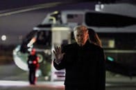 トランプ支持率がさらに低迷、保守地盤でも民主党が猛追