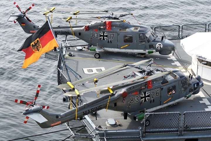 ドイツ海軍とウェストランドシーの海軍ジャックLynx Mk.88A対潜用ヘリコプター