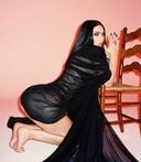 【写真】透け感が高くて見えてしまっている…？　米女優の「目のやり場に困る大胆衣装」　meganfox / instagram