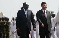 習近平がアフリカ歴訪　「一帯一路」で中国の経済的結びつき強調