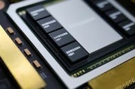 サムスン、半導体受託製造を最大15％値上げ　ＡＩ需要急増で＝関係筋