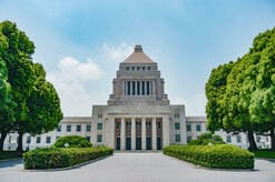 それでも民主主義は「ほどよい」制度だろう