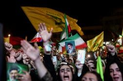 トランプ氏、イスラエルとイランに砲撃停止要求　テヘランで爆発音