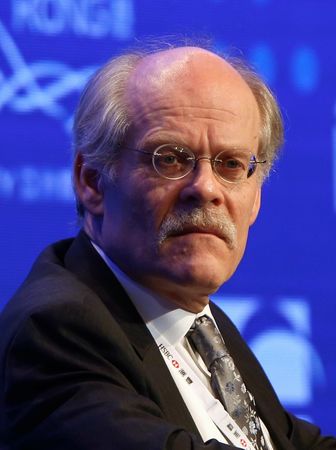 　５月１８日、スウェーデン国立銀行のイングベス総裁は、通貨クローナのレートを当面現在とほぼ同じ水準で推移させることが重要だとの見方を示した。写真は１月、香港で撮影（２０１５年　ロイター/Bobby Yip）