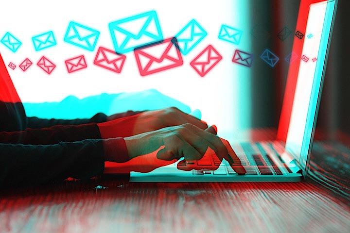 コロナ禍でメールやチャットを中心としたリモート時代のビジネス文書作成のコツとは？　tolgart - iStockphoto