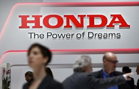 　６月１日、ホンダは、米カリフォルニア州の走行試験場で自動運転車のプロトタイプ車両２車種を報道陣に公開した。写真は第８６回国際モーターショー（スイス・ジュネーブ）で３月撮影（２０１６年　ロイター/Denis Balibouse）