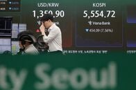 ソウル株7.57％安で引け、半導体株急落で6カ月ぶり安値　取引停止発動