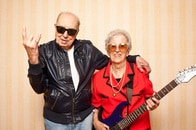 「セックスの喜び」ピークは64歳、90歳でも現役！　その理由に納得