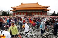 自転車の旅が台湾で政治的・社会的な意味を持つ理由