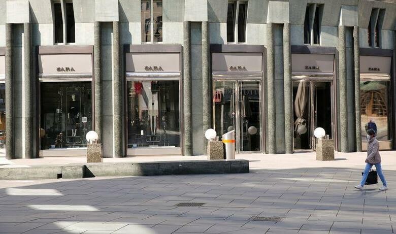 オーストリアの新型コロナウイルス感染者は、公式統計の4倍前後で全人口の1％弱に達する――。政府が民間機関に委託した調査が10日公表され、こうした結果が判明した。写真は4月6日、ウィーン市内で撮影（2020年　ロイター/Leonhard Foeger）