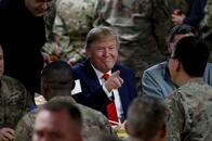 トランプのアフガン電撃訪問　情報リークに悩むＷＨ、隠密作戦の内幕