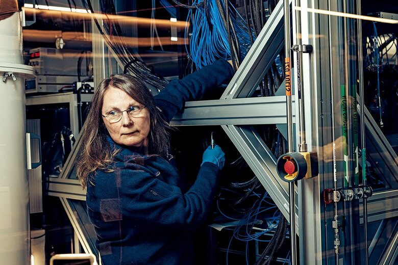 量子技術を研究しているIBMのダニエラ・ボゴリン（IBMのトーマス・J・ワトソン研究所）　PHOTOGRAPHS BY VICTORIA WILL