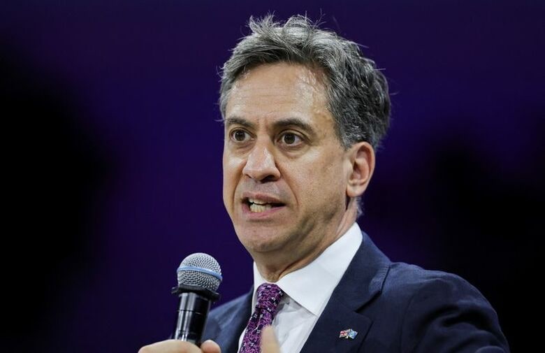 英国のエド・ミリバンド外相。１４日、バンコクのクイーン・シリキット国立コンベンションセンターで撮影。REUTERS/Athit Perawongmeth