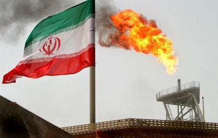 湾岸アラブ諸国とイランの閣僚らが、イスラエルとイランの緊張緩和を巡り協議した。２００５年７月撮影（２０２４年　ロイター/Raheb Homavandi）