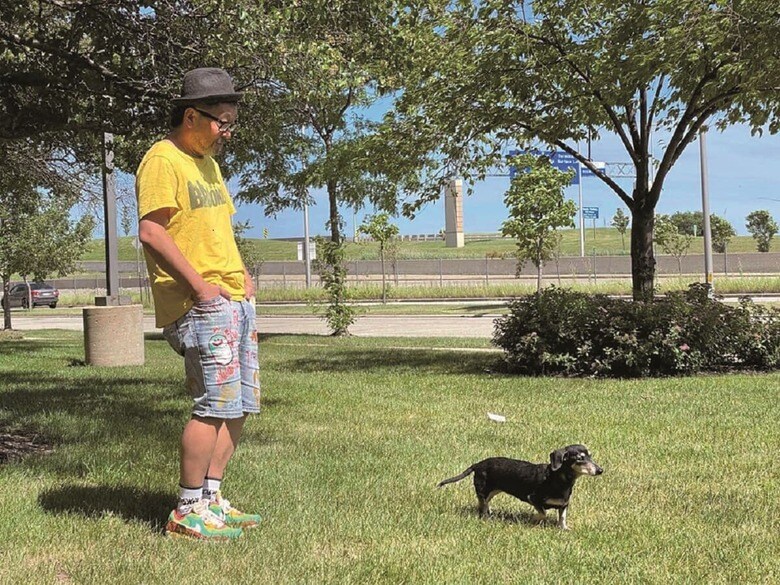 愛犬「ぴ」と二人三脚で歩む幸せ（筆者提供）　SENRI OE