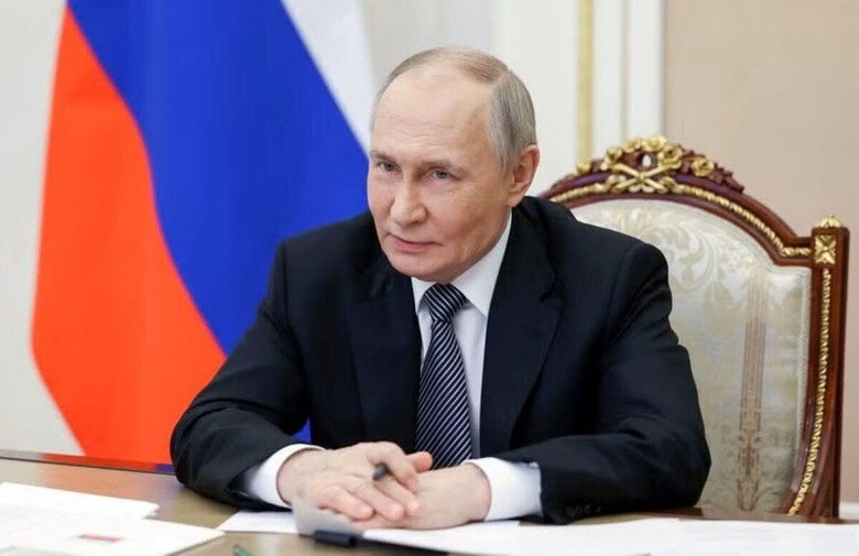 ロシア大統領府は２５日、米国の仲介で合意されたロシアとウクライナのエネルギーインフラへの攻撃停止について、原子力発電所のほか、石油精製所、原油・天然ガスパイプラインなどが対象に含まれると明らかにした。写真は同日撮影の提供写真。（２０２５年　ロイター/Sputnik/Vyacheslav Prokofyev/Pool via REUTERS）