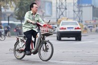 【動画】中国で多発している電動自転車による事故（閲覧注意）