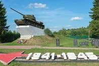 ロシアの戦車不足いよいよ深刻...「独ソ戦」時代のT-34戦車まで「出撃準備」映像が拡散中