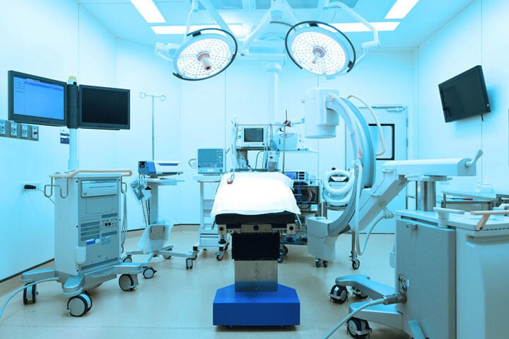 患者の最も無防備で弱いところに付け込むプレデターが野放しに　nimon_t/iStock.